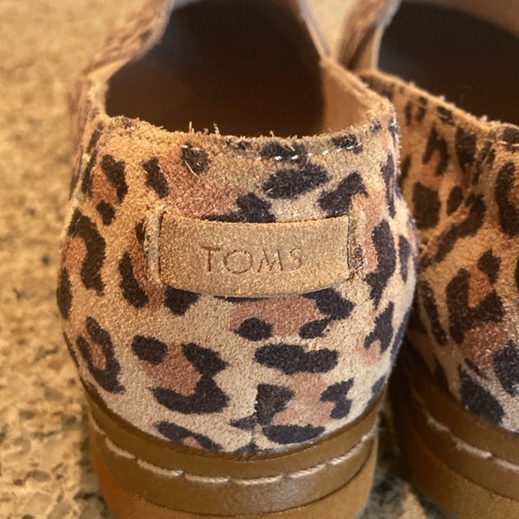 Size 5 Leopard Print TOMS Palma leather wrap slip ons - Picture 6 of 13